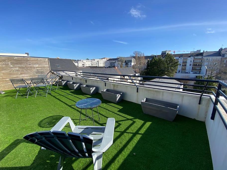 Grand Studio, Belle Terrasse Avec Vue Nantes Exterior photo